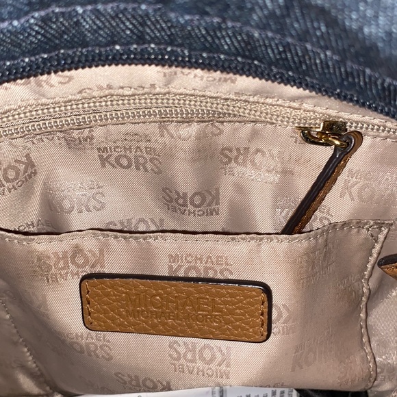 Michael Kors Bag - Picture 4 of 6